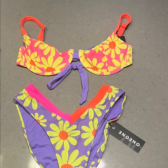 NWT - one swim floral bikini